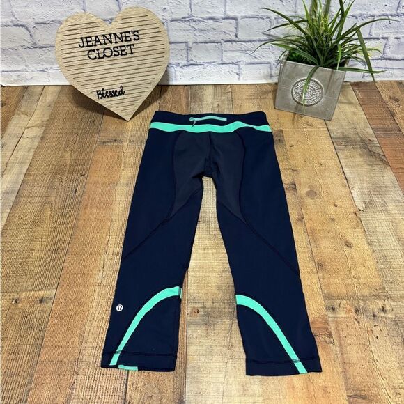 Lululemon Run Inspire Crops navy/teal - Picture 5 of 10